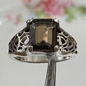 VTG Sterling Smoky Topaz w/Open Heart Sides Ring